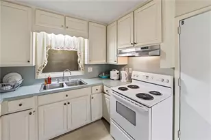 3130 Stratford Arms Dr, Atlanta, GA 30341 - Photo 10