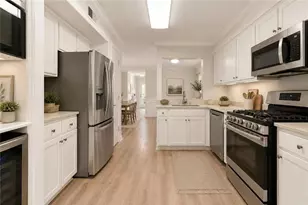 4081 Riverlook Pkwy SE, Marietta, GA 30067 - Photo 18