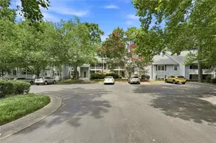 4081 Riverlook Pkwy SE, Marietta, GA 30067 - Photo 4