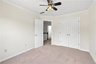 443 Leggett Oaks Ln, Lawrenceville, GA 30043 - Photo 32
