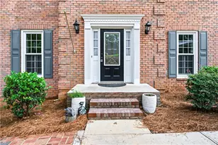 5525 Hampstead Way, Johns Creek, GA 30097 - Photo 4