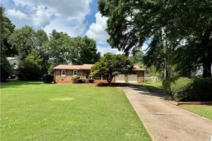 164 Hawkins Store Rd NW, Kennesaw, GA 30144 - Photo 1