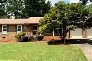 164 Hawkins Store Rd NW, Kennesaw, GA 30144 - Photo 2
