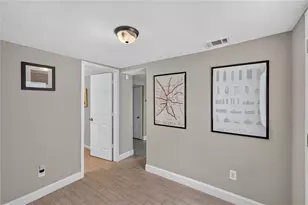 1882 Cambria Ave NW, Atlanta, GA 30318 - Photo 18