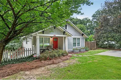 1882 Cambria Avenue NW, Atlanta, GA 30318 - Photo 2