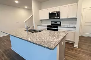 6075 Handley Dr, Cumming, GA 30028 - Photo 8