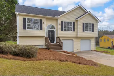 301 Jonaquil Avenue, Auburn, GA 30011 - Photo 2