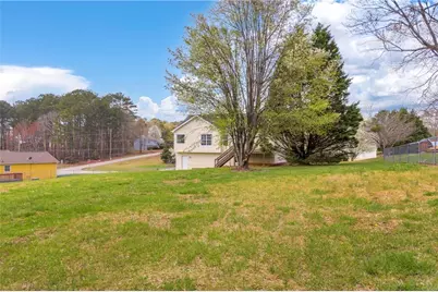 301 Jonaquil Avenue, Auburn, GA 30011 - Photo 6