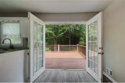 6934 Cottonwood Trail, Riverdale, GA 30296 - Photo 36