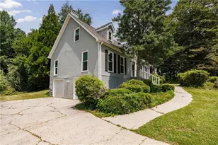 6934 Cottonwood Trail, Riverdale, GA 30296 - Photo 2