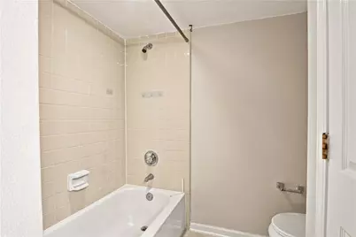 1101 Garden Court, Sandy Springs, GA 30328 - Photo 14