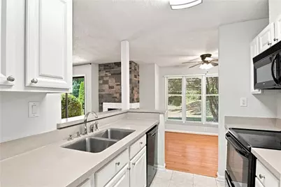 1101 Garden Court, Sandy Springs, GA 30328 - Photo 6