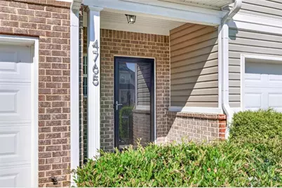 4765 Beacon Ridge Lane, Flowery Branch, GA 30542 - Photo 4