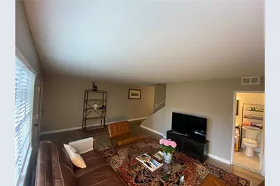 290 Lakemoore Drive NE #B, Atlanta, GA 30342 - Photo 4