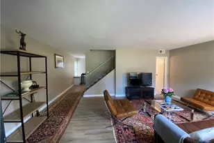 290 Lakemoore Dr NE, Atlanta, GA 30342 - Photo 2
