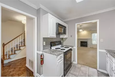 594 Harcourt Place SE, Marietta, GA 30067 - Photo 8