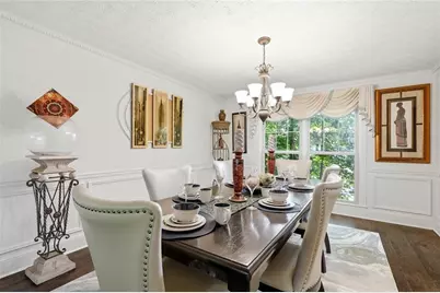 5027 Castlewood Drive SW, Lilburn, GA 30047 - Photo 4