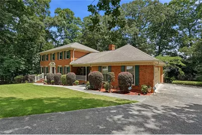 5027 Castlewood Drive SW, Lilburn, GA 30047 - Photo 2