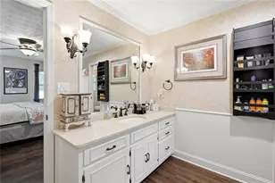5027 Castlewood Dr SW, Lilburn, GA 30047 - Photo 20