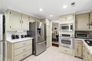 5027 Castlewood Dr SW, Lilburn, GA 30047 - Photo 8