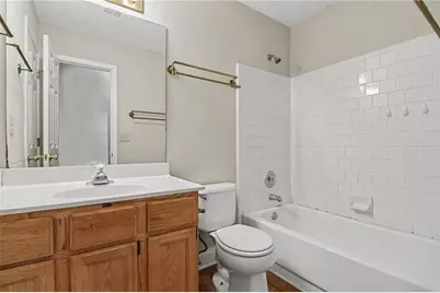2042 Fox Hound Way, Lawrenceville, GA 30043 - Photo 16