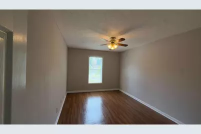 2042 Fox Hound Way, Lawrenceville, GA 30043 - Photo 10