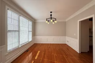 425 Arbor Creek Overlook, Roswell, GA 30076 - Photo 6
