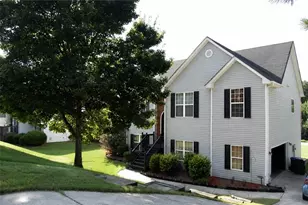 1129 Jefferson Walk Cir, Jefferson, GA 30549 - Photo 2