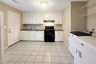 514 Clover Dr, Buford, GA 30518 - Photo 6