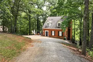 3978 Pineshore Cir, Gainesville, GA 30501 - Photo 1