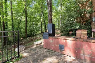 3978 Pineshore Cir, Gainesville, GA 30501 - Photo 6