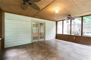 2423 Falcon Ct, Lawrenceville, GA 30043 - Photo 24