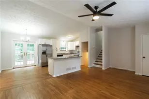 2423 Falcon Ct, Lawrenceville, GA 30043 - Photo 4