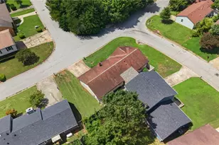 1019 Parkwest Ln, Stone Mountain, GA 30088 - Photo 26
