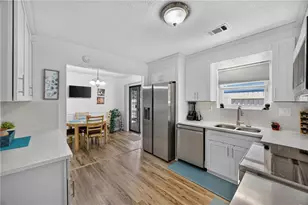 1019 Parkwest Ln, Stone Mountain, GA 30088 - Photo 12