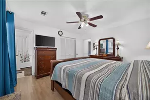 1019 Parkwest Ln, Stone Mountain, GA 30088 - Photo 18