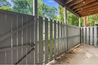 1402 N Crossing Drive NE, Atlanta, GA 30329 - Photo 18