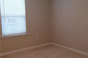 4237 Waxwing St, Hoschton, GA 30548 - Photo 10