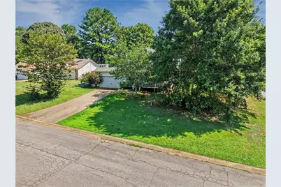 195 Kingsport Drive, Lawrenceville, GA 30046 - Photo 16