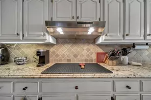 12080 Magnolia Crescent Dr, Roswell, GA 30075 - Photo 16