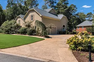 12080 Magnolia Crescent Dr, Roswell, GA 30075 - Photo 6