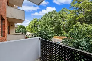 300 Johnson Ferry Rd, Sandy Springs, GA 30328 - Photo 14
