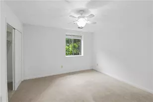 300 Johnson Ferry Rd, Sandy Springs, GA 30328 - Photo 16