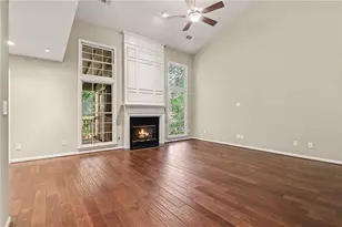 635 Rosedown Way, Johns Creek, GA 30022 - Photo 4