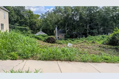 737 N Evelyn Place NW, Atlanta, GA 30318 - Photo 2
