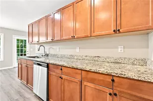 4421 Wallace Circle, Snellville, GA 30039 - Photo 10