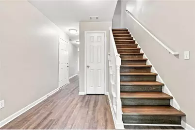 4421 Wallace Circle, Snellville, GA 30039 - Photo 4