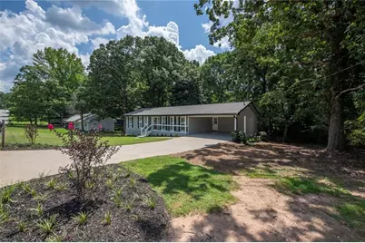 6109 Ridge Way, Douglasville, GA 30135 - Photo 2