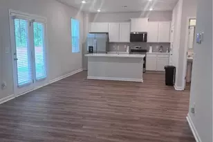 61 Weymouth Dr, Locust Grove, GA 30248 - Photo 2