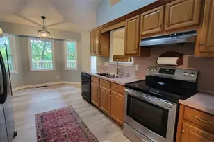 5131 Deer Path Ln, Gainesville, GA 30507 - Photo 10